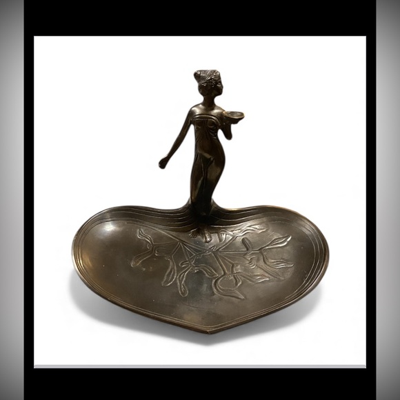 Vintage Art Nouveau Bronze Lady Fruit Dish - Picture 5 of 8